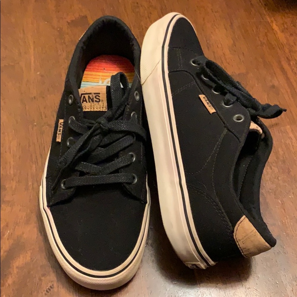 Black canvas with cork details size 8.5